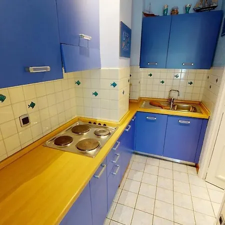 42ob - Beau Avec Immense Terrasse Et Garage Prive